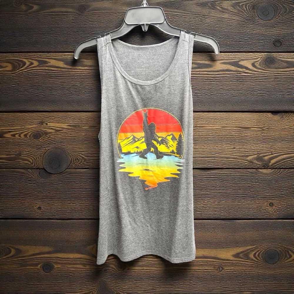 New Men’s Sasquatch gray tank top - Picture 2 of 2